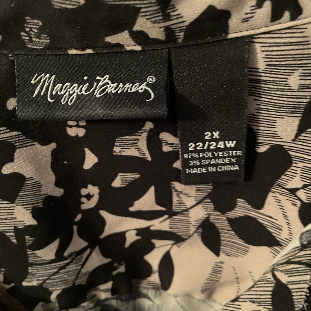 Women’s Maggie Barnes Black and Taupe Floral Tunic Plus Size 22/24W - Picture 2 of 6
